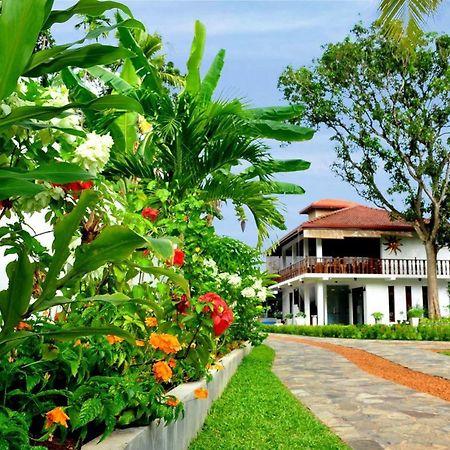 Rockery Villa Ayurveda Bentota Buitenkant foto