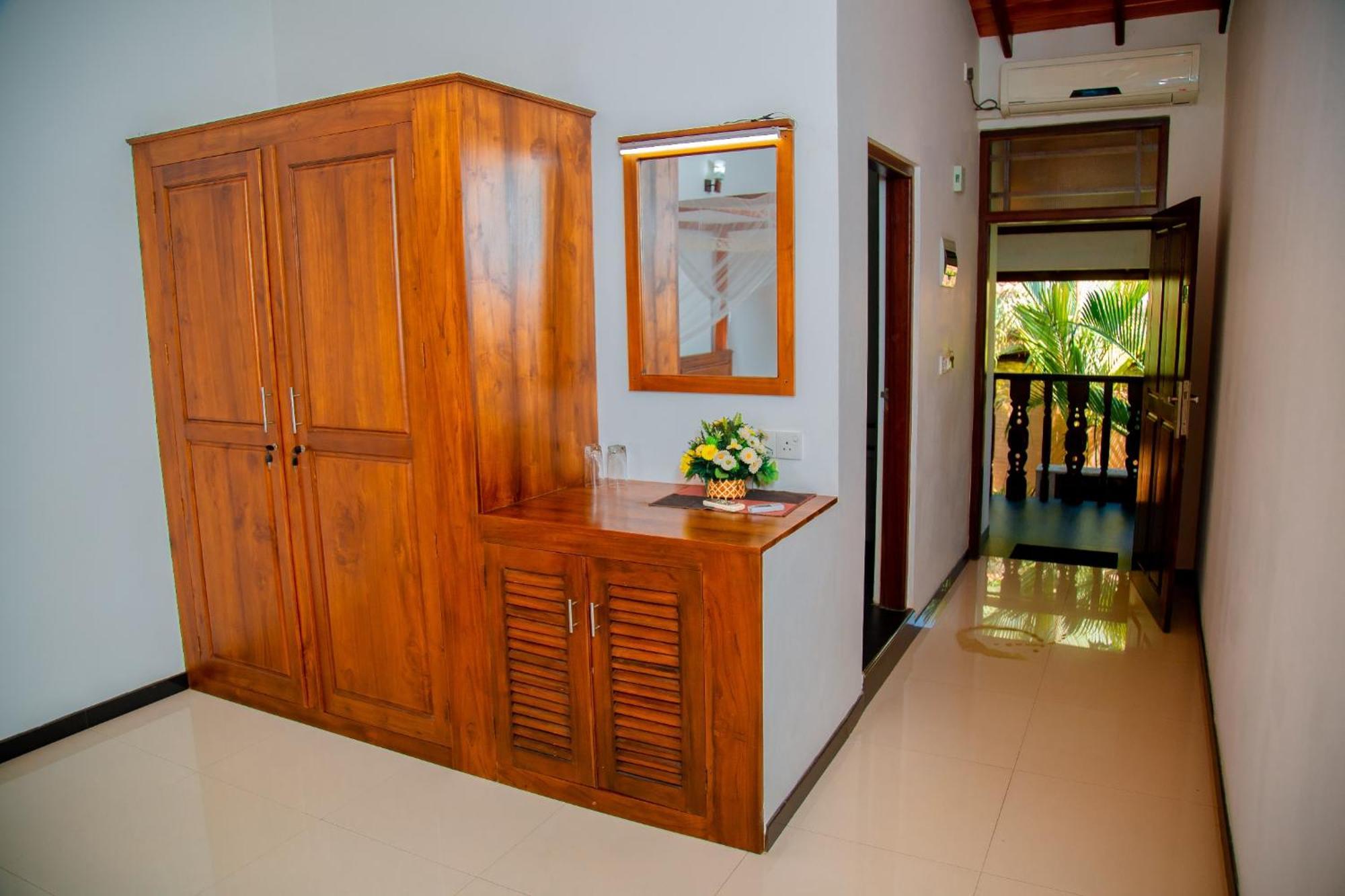 Rockery Villa Ayurveda Bentota Buitenkant foto