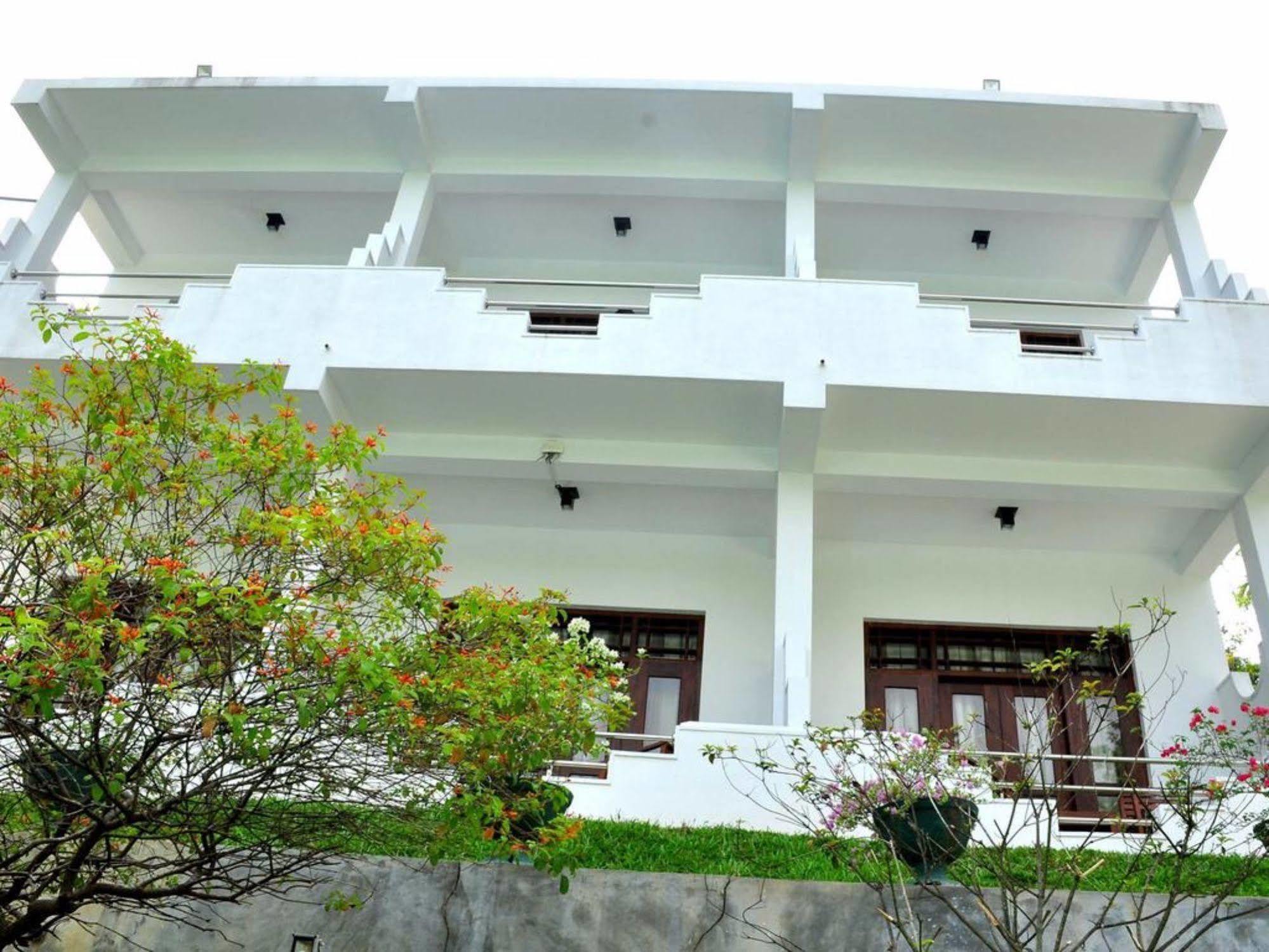 Rockery Villa Ayurveda Bentota Buitenkant foto